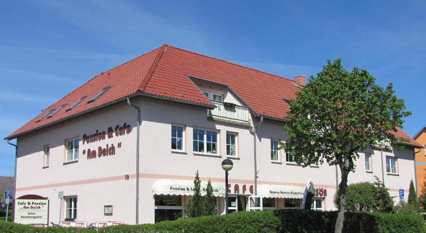 Pension Am Deich Kröslin Exteriör bild