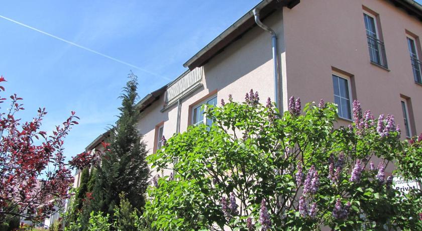 Pension Am Deich Kröslin Exteriör bild